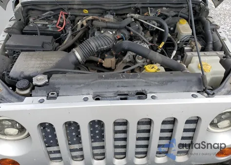 2011 Jeep Wrangler Unlimited Sport z USA, uszkodzony, nr VIN 1J4BA3H15BL602781